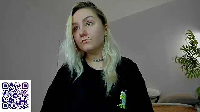 Debbie_Taylor's cam snapshot