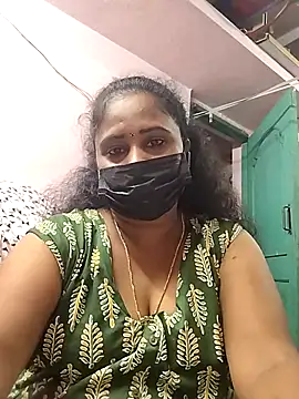 Tamil_devagi's cam snapshot