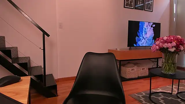 Mira_Lite live sex cam