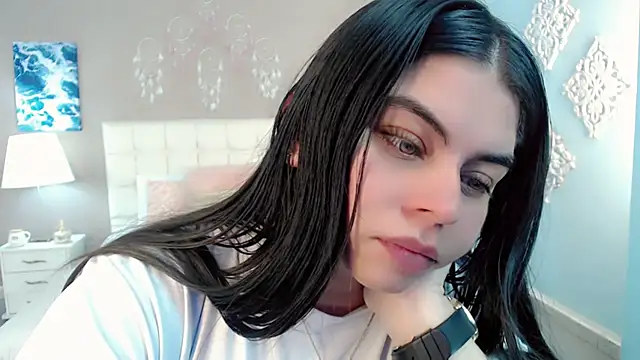 _Maddison_Ivanova_ live sex cam