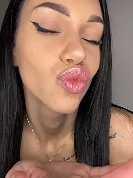 ilariea_girl live sex cam