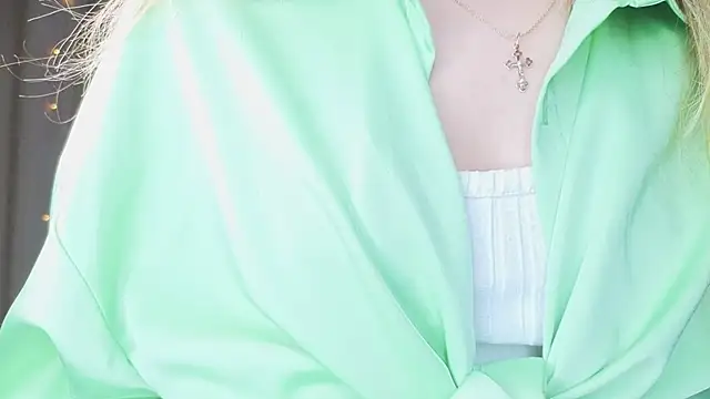 CasandraMickell live sex cam