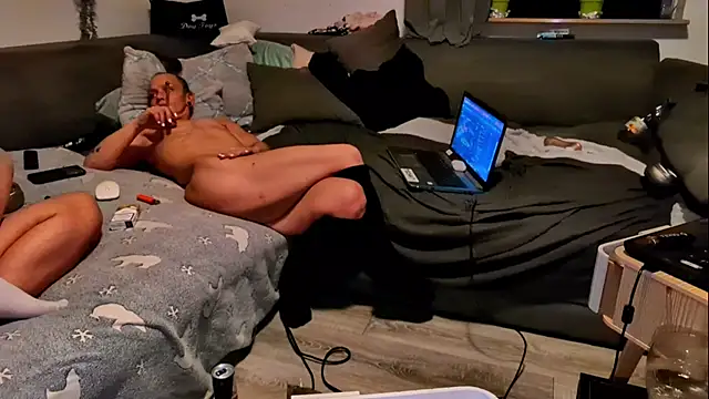 LittleTJx's cam snapshot