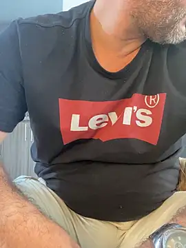 Maxi_thebig_daddy live sex cam