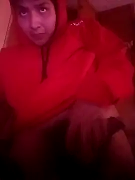 LoganFinds live sex cam