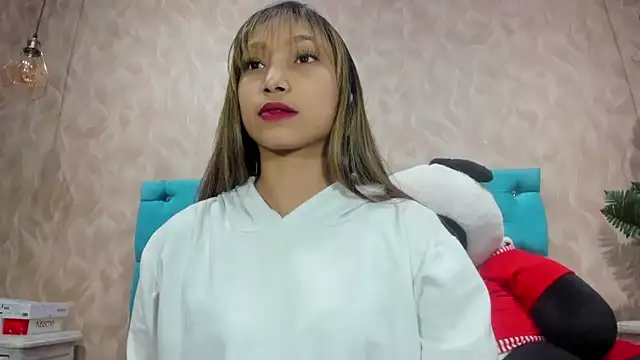 MadelineDoll's cam snapshot