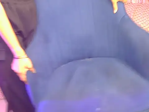 shivani-kumari21's cam snapshot