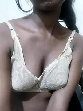 Simran_0011's cam snapshot