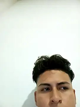 juanpr_1-15's cam snapshot