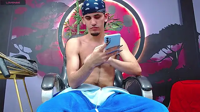 Dirty_Kingg live sex cam