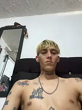 KinkyLatinCock's cam snapshot