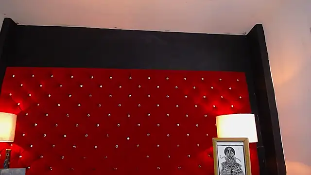 Magnar_Royal's cam snapshot