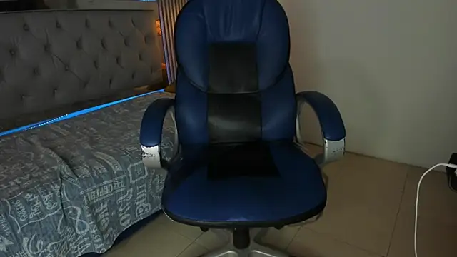 JackSwan18's cam snapshot