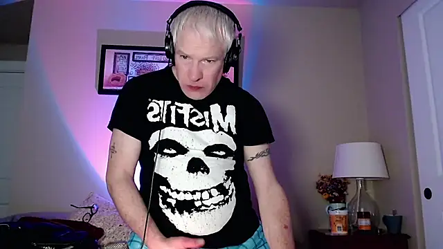 Snarfle82 live sex cam