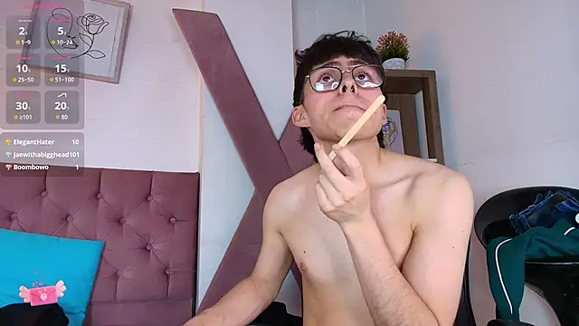 PepperTwink live sex cam