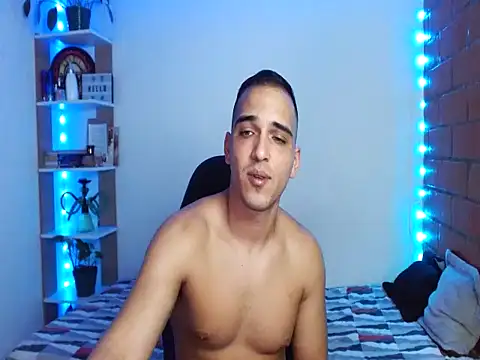 Maax30233's cam snapshot