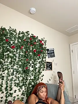 butterflybootyy live sex cam