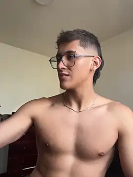 SalvadorFit's cam snapshot