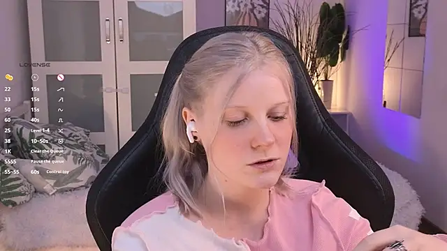 ShineJoan live sex cam