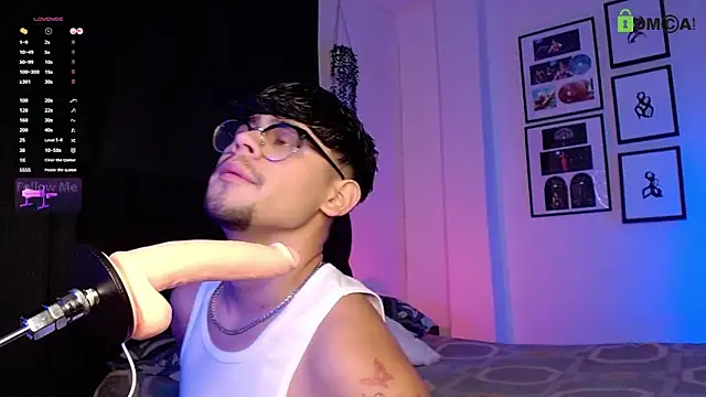 isaac-saenz live sex cam