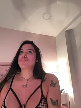 Bella__Wood live sex cam