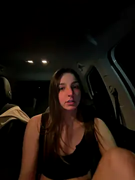 DoriDeluxe66 live sex cam