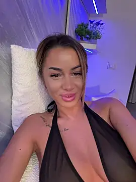 KirstieVegas live sex cam
