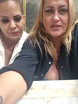 Isabellaa04 live sex cam