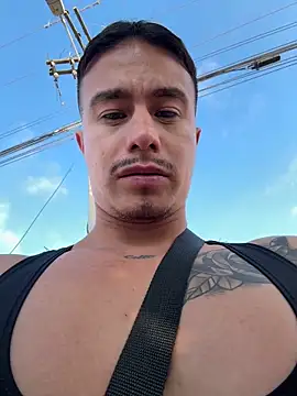 DominickVegas live sex cam