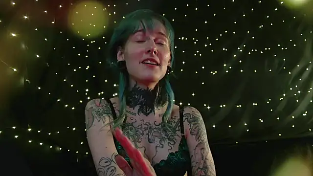 Littlespacemouse live sex cam