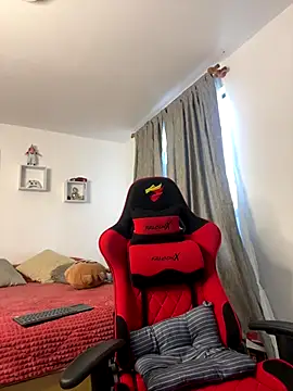 Ezzio_Scolaro live sex cam