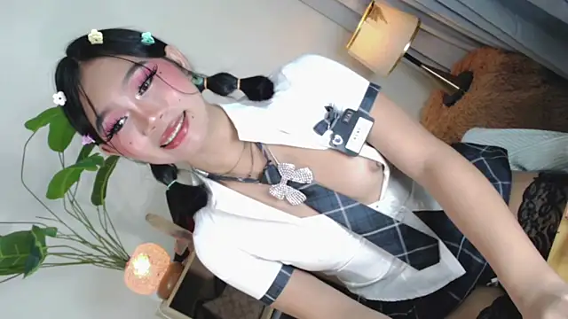 ObsessedmiyaX_moore live sex cam