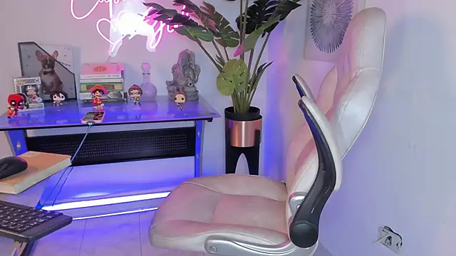 Korina_Saenz01 live sex cam