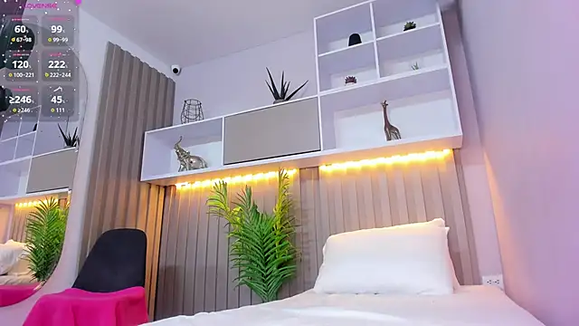 dahianthompson live sex cam