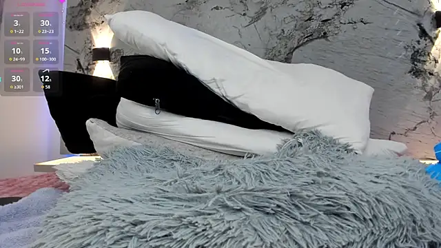 LIZ_HOLMES live sex cam