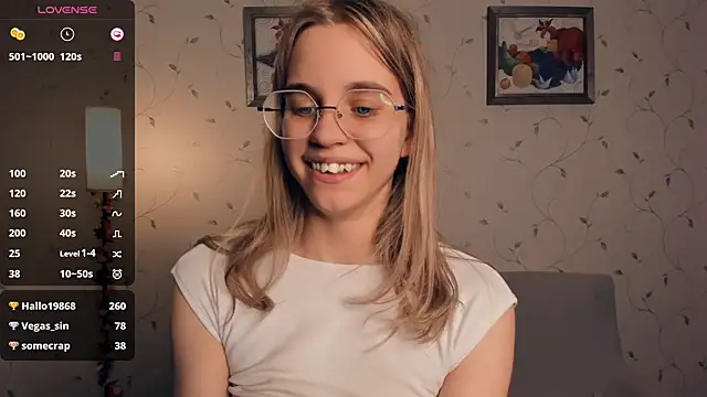 JoanBaggott live sex cam