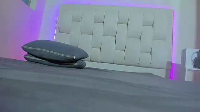 shanakendall live sex cam