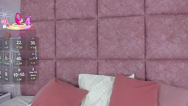 LilyRoxi live sex cam