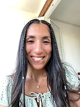 MaddyX__ live sex cam