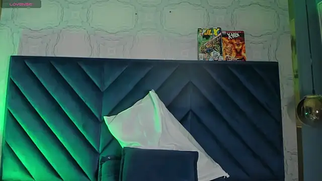 SebastianMaximoff live sex cam