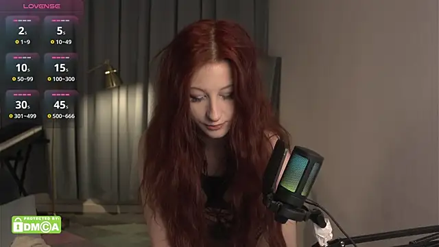 caty_cuddly live sex cam