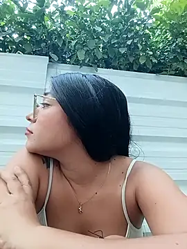 -VICKKY live sex cam