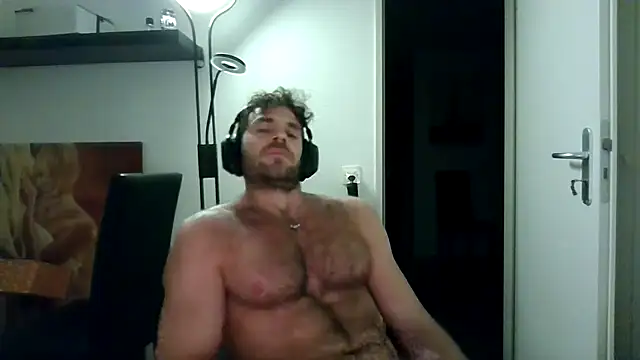 alpha-hunk live sex cam