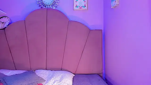 ValeriaAguilar live sex cam