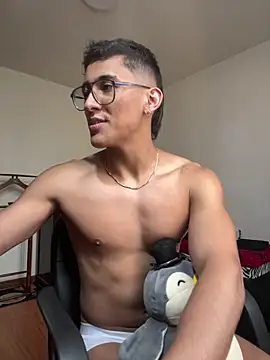 SalvadorFit live sex cam