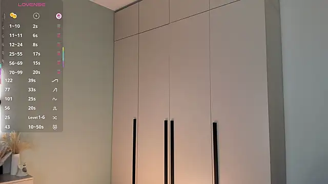 EmelySwickheimer live sex cam