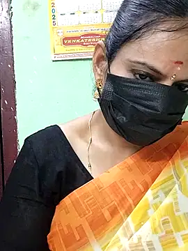 Queen-Neha live sex cam