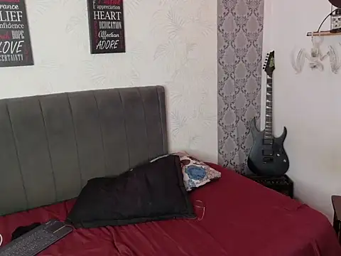 kitty-aly live sex cam