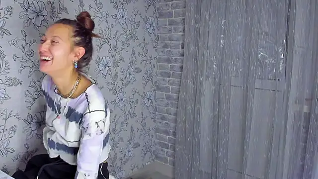 EllaSky_xoxo live sex cam