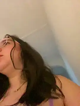 LunaGil1 live sex cam